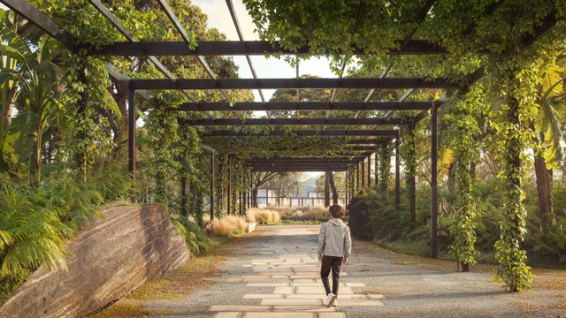 Batumi Park, stills, frame 03